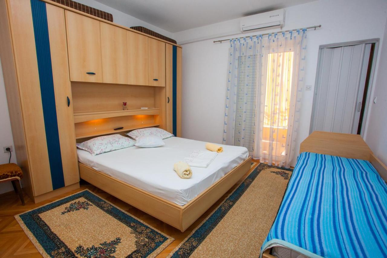 Apartments With A Parking Space Podgora, Makarska - 12816 Dış mekan fotoğraf